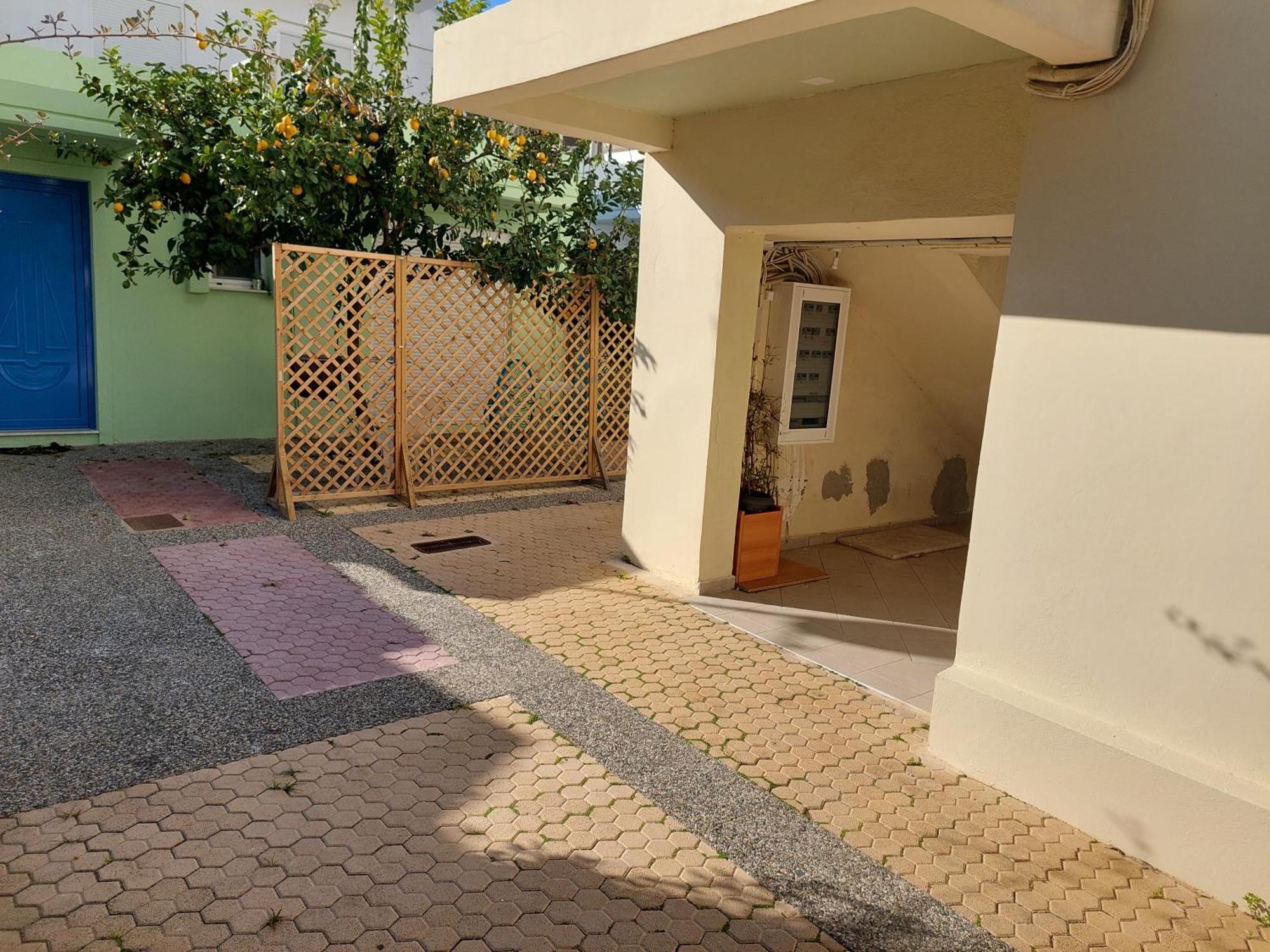 The Sky Yard Eclectic Studios Rhodes City Exterior photo